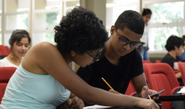 La importancia de las monitor&iacute;as acad&eacute;micas en Univalle